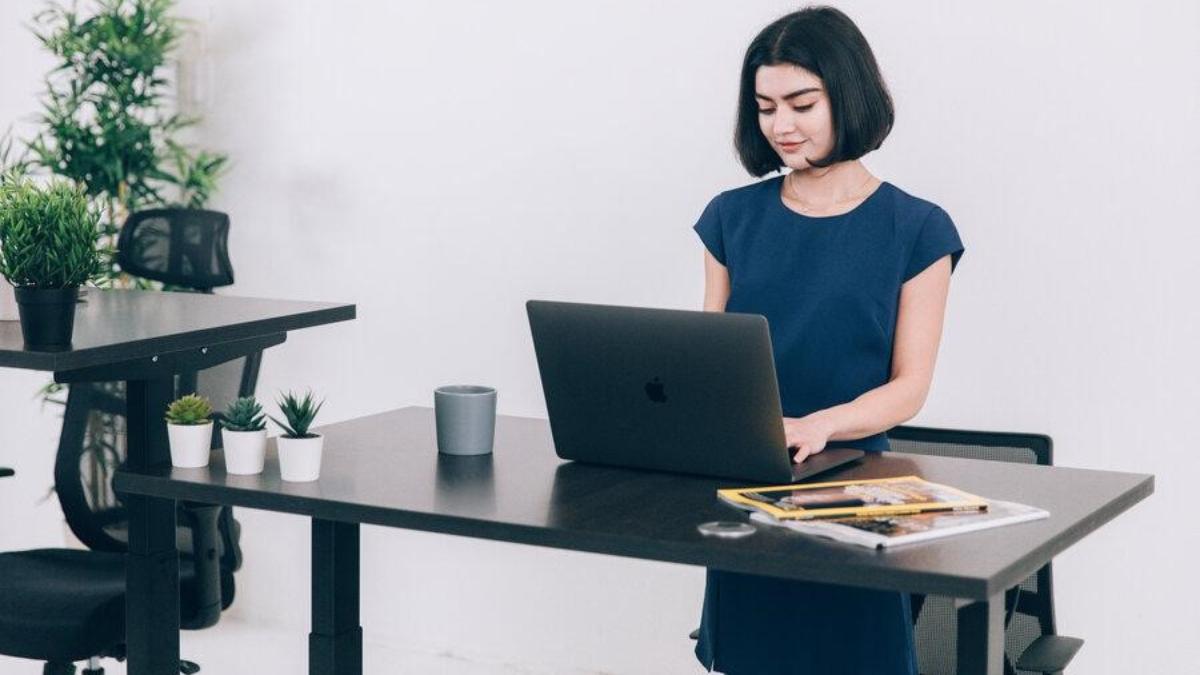 Increasing Productivity with a Standing Desk