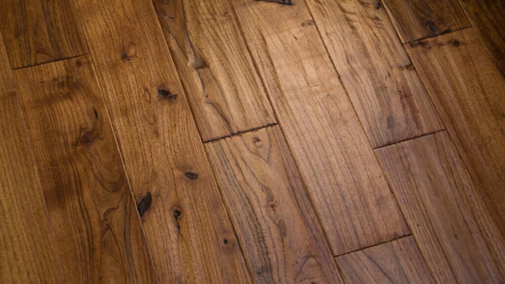 Choosing the Right Hardwood Floor Color