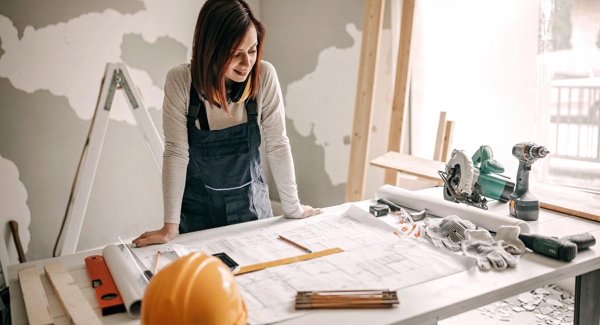 Girl preparing for a renovation project