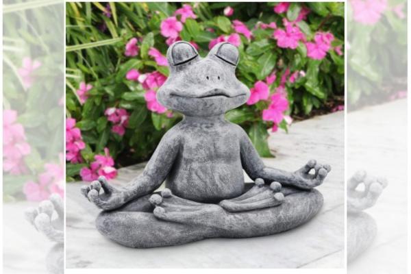 Meditating Yoga Frog Statue